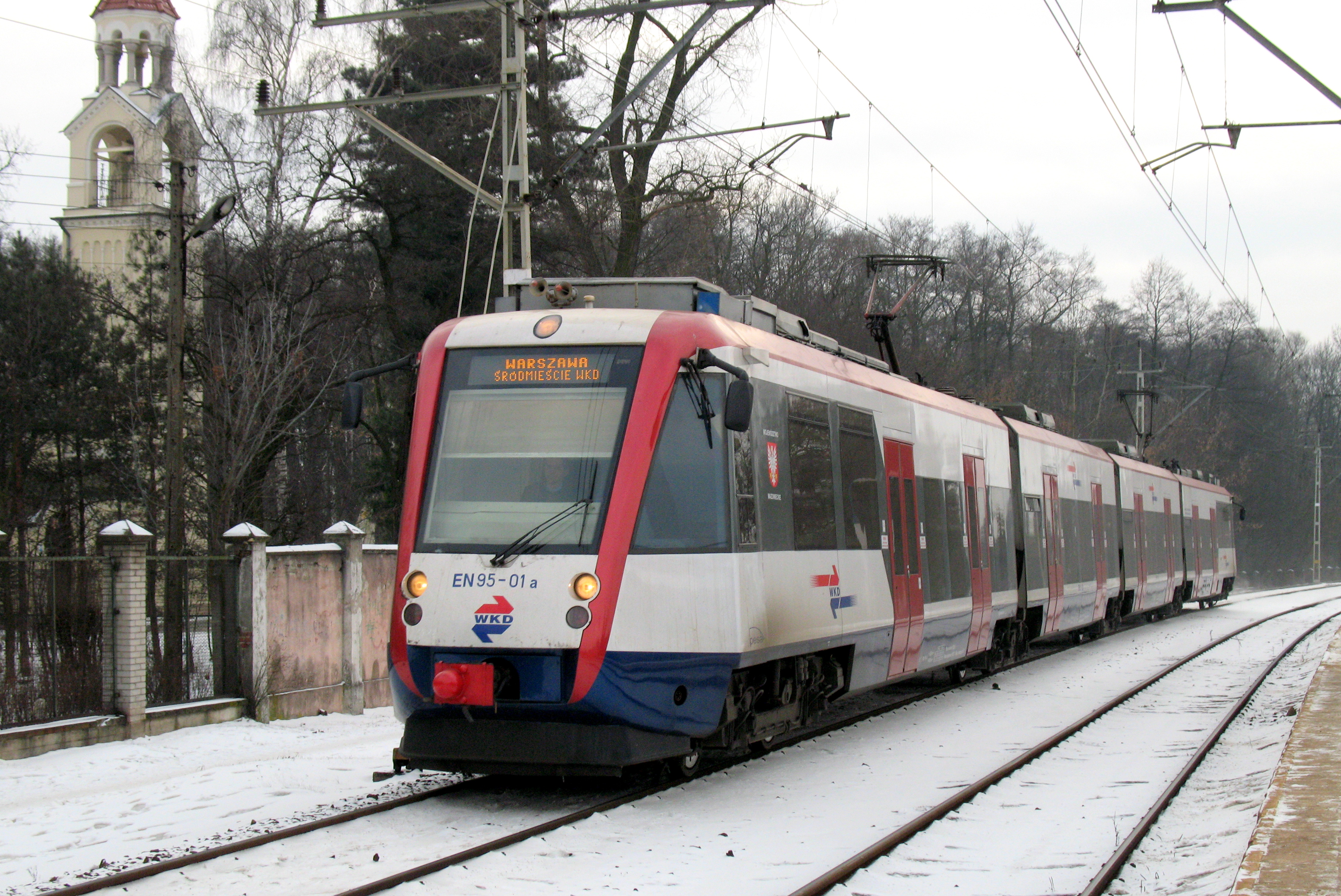 Pociąg EN95 w Tworkach